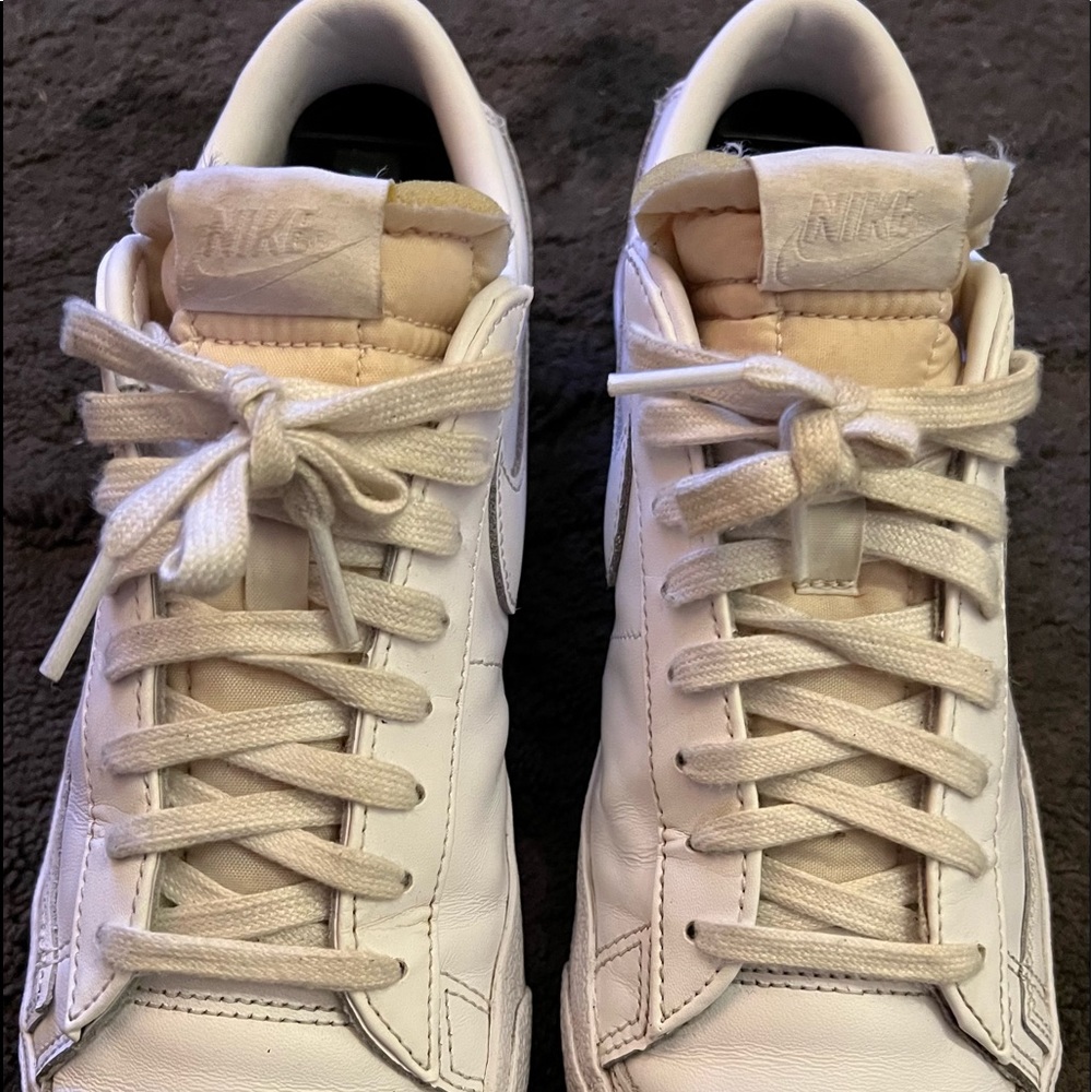 Nike Blazer Low '77 Triple White Sneakers. Size: 8.5, DC4769-101,
